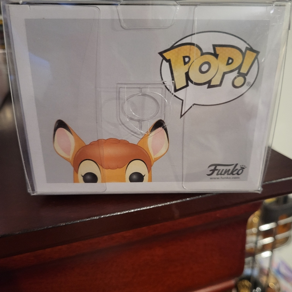Bambi Funko Pop - Picture 5 of 7
